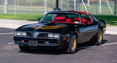 Low-Mileage 1978 Pontiac Firebird Trans Am Ticks The Right Boxes For ...