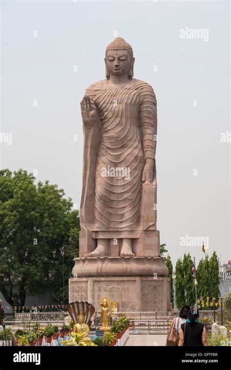 Sarnath Stupa Buddha