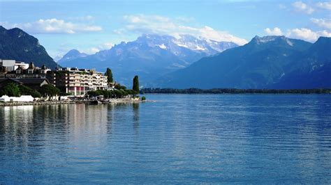 Lake Geneva, Switzerland,France - 580 km2 - Geneva Lake in Europe ...