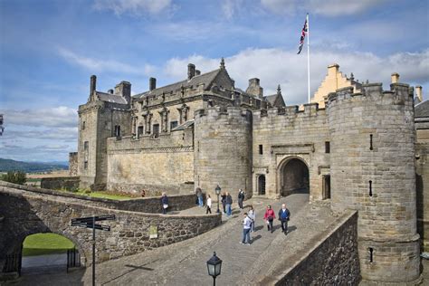 A Tale of Two Castles - Scotland - Greatdays Travel Group