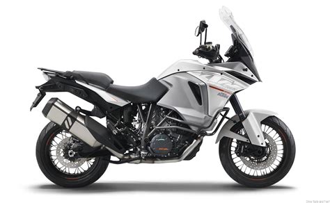 KTM 1290 Super Adventure S & R Unveiled – Drive Safe and Fast