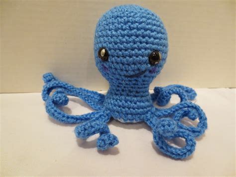 Traveling home: FREE Crochet Octopus!!!!!