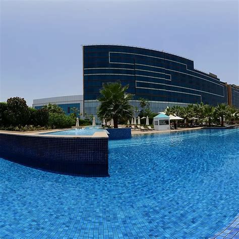 Fairmont Hotel, Abu Dhabi. Know more on http://go2emirates.ae #uae # ...