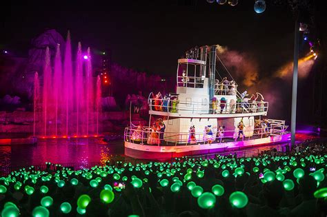 THIS JUST IN: Performance Schedule Released For Fantasmic! at Hollywood ...