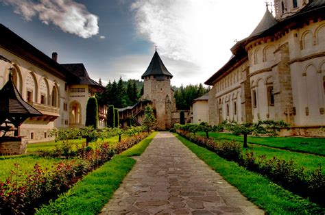 25 Reasons to Visit Romania (5): Bucovina | HuffPost Life