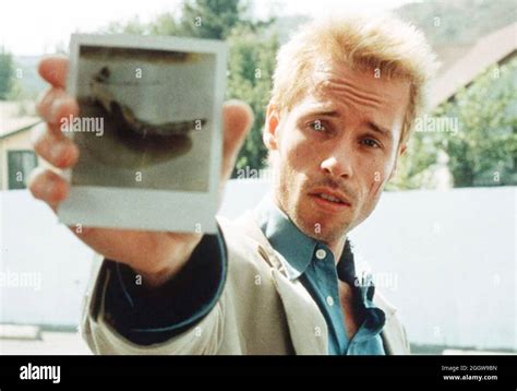 Memento film pearce hi-res stock photography and images - Alamy