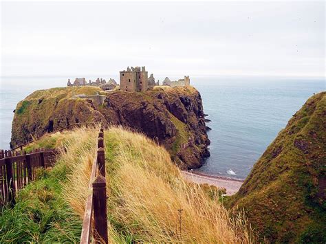 Dramatic Dunnottar Castle - Rachel's Ruminations