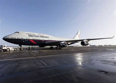 BA Unveils Its Retro Landor Boeing 747 Livery – London Air Travel