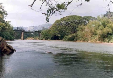 Explore Sri lanka: Mahaweli river - Sri lanka's longest river