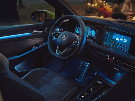 Interior of the new Golf 8 : Volkswagen