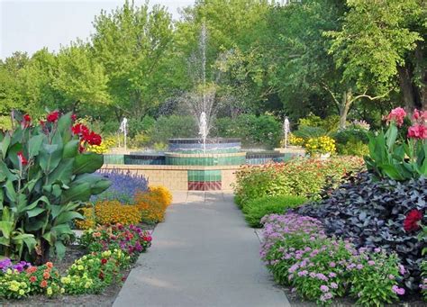 Amazing Wichita in 2021 | Public garden, Garden history, Botanical gardens