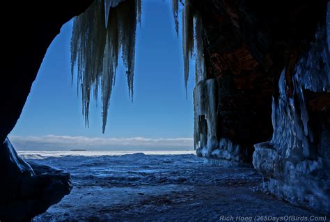 Northern Magic: Aurora Borealis & Apostle Islands Ice Caves | 365 Days ...