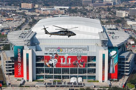 NRG Stadium roof closed for Super Bowl 51