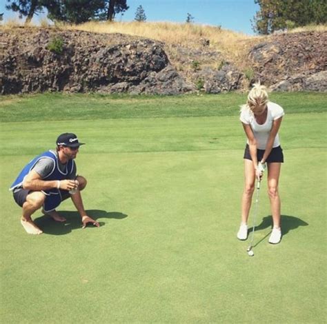 Did Dustin Johnson pull out of tourney to hang with Paulina Gretzky ...