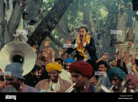 A PASSAGE TO INDIA (1984) VICTOR BANERJEE PTI 006 Stock Photo - Alamy