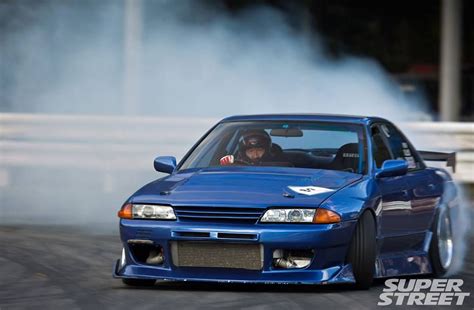 nissan r32 drift | Nissan r32, Nissan skyline gtr r32, Nissan infiniti