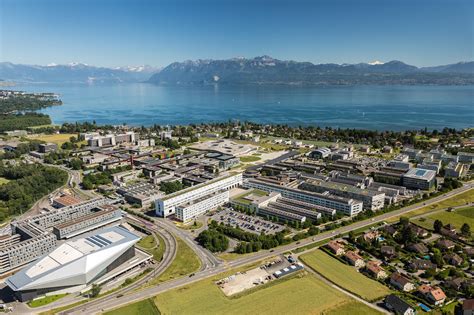 Por dentro da EPFL: conheça a segunda melhor universidade da Suíça ...