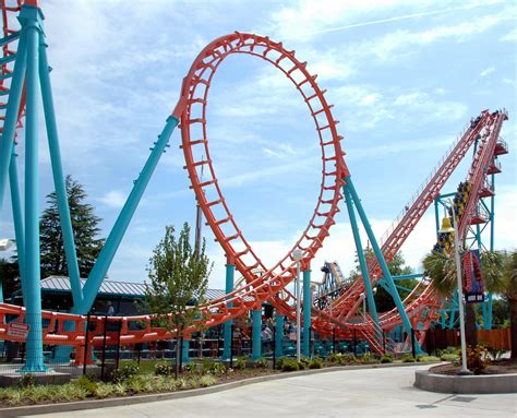 Thrilling Vacations: Scariest Amusement Park Rides in the U.S. | EZWay ...