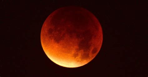 Blood moon total lunar eclipse 2022: When and where you can expect to ...