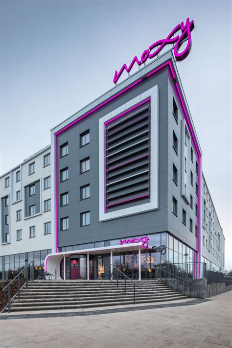 Moxy Hotel Edinburgh Airport Accommodation