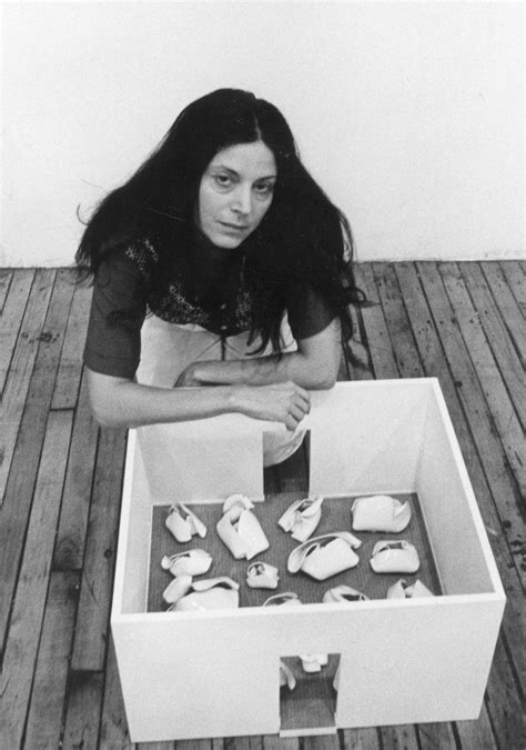 Hannah Wilke with model for a room sculpture, 1978. | Hannah wilke ...