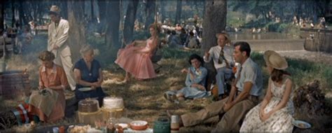 CLASSIC MOVIES: PICNIC (1955)