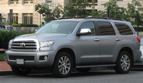 File:2008-2009 Toyota Sequoia Limited.jpg - Wikipedia