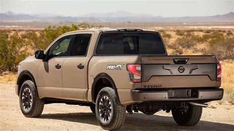 2020 Nissan Titan pickup truck revealed: Tougher looks, more gears ...