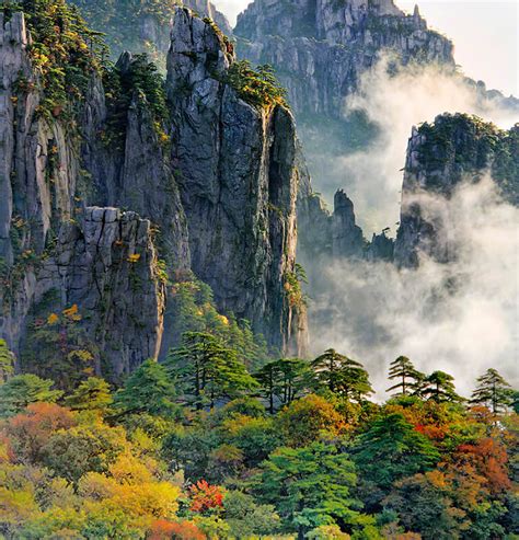 Huangshan Mountain Autumn Weather in October, November 2024