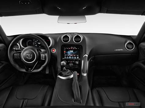 2017 Dodge Viper Interior | U.S. News & World Report