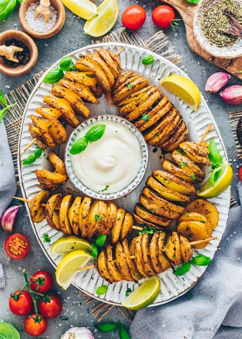 Spiral Potatoes (Tornado Potatoes, Twister Potatoes) - Bianca Zapatka ...