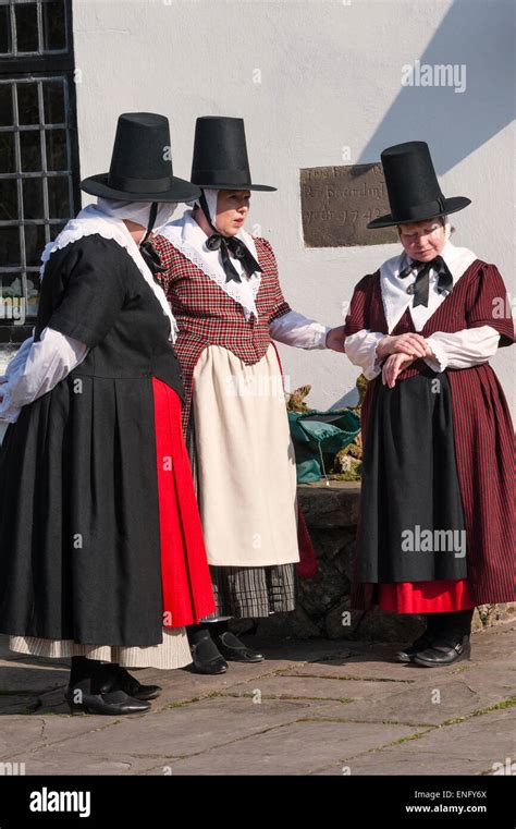 Women in traditional Welsh period dress at Llanover Hall Stock Photo ...