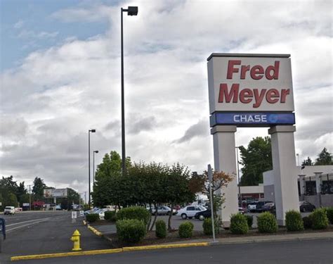 Opinion: Fred Meyer's fix, and a chance to say 'We're sorry ...