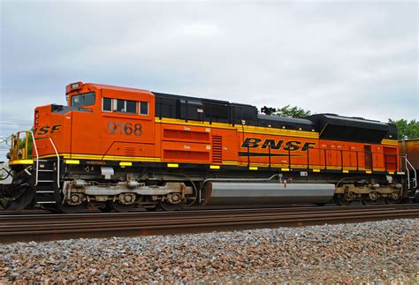 BNSF SD70ACe 9168 / Brookfield, IL — Trainspo