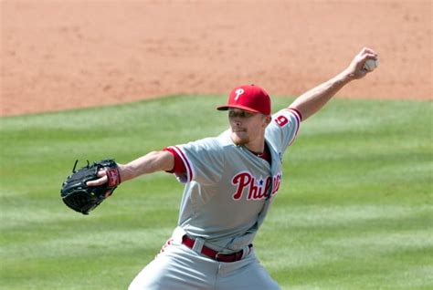 Hamels, 3 Phillies relievers combine on no-hitter to beat Braves 7-0 on ...