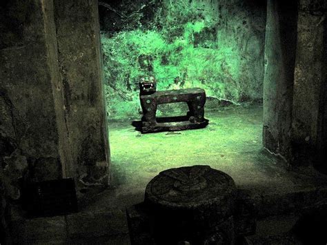 The jade jaguar throne inside the Chichen Itza pyramid, Mexico ...