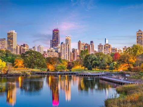 21 Best Places to See Fall Foliage in Chicago in 2022