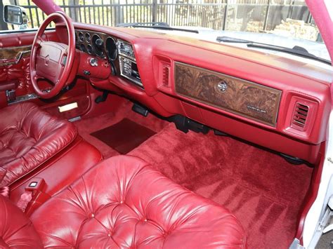 1989 Chrysler New Yorker Fifth Avenue Interior | Barn Finds