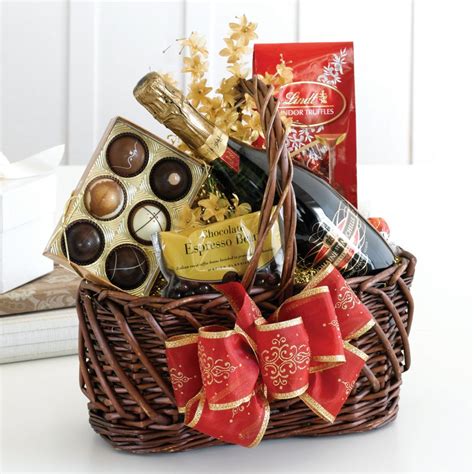 Collectibles And Gifts: Chocolate Gift Basket Ideas