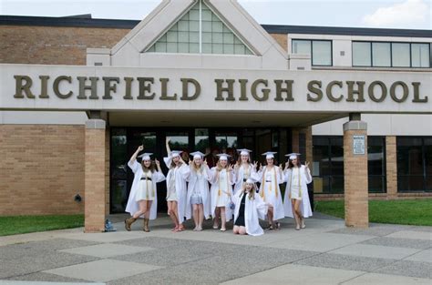 PHOTOS: 2012 Richfield High School Graduation | Richfield, MN Patch