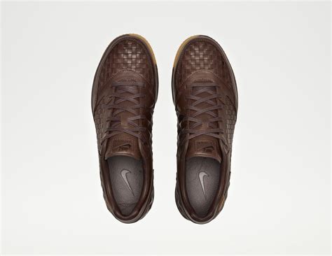 Nike Woven Street Gato - Nike News