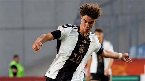 All you need to know about Noah Darvich, Xavi's next Barcelona wonderkid