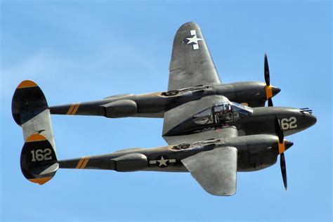 Lockheed P-38 Lightning Wallpaper HD Download