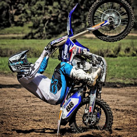 Riding Tip: The Slow Wheelie | Dirt Action