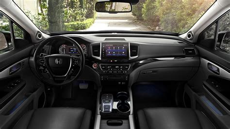 Interior | 2020 Ridgeline | Honda Canada