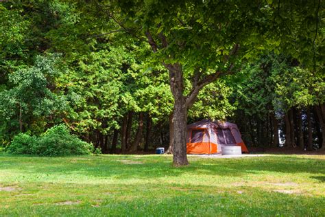 18 Epic Places For Camping In Michigan - Midwest Explored