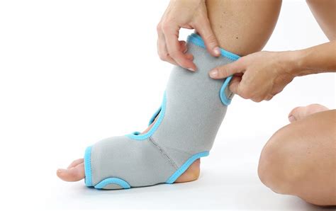 How to Apply Ice or Heat to Injured Ankle - Vive Health