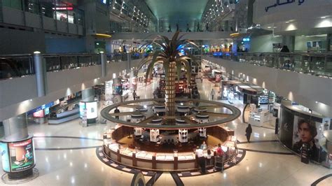 Dubai International Airport Terminal - 3 DXB | TRANSITING DUBAI AIRPORT ...