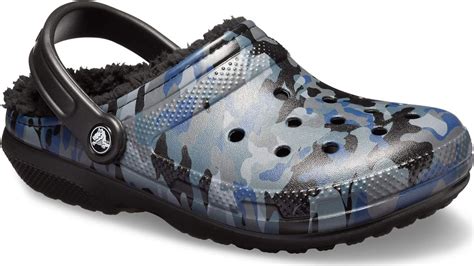 CROCS - Classic Fur Lined Graphic Clog - CAMO/Blue/Black: Amazon.co.uk ...