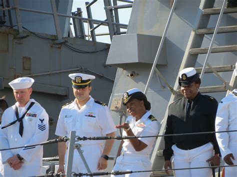 DVIDS - Images - USS Farragut Departing for Deployment [Image 4 of 18]